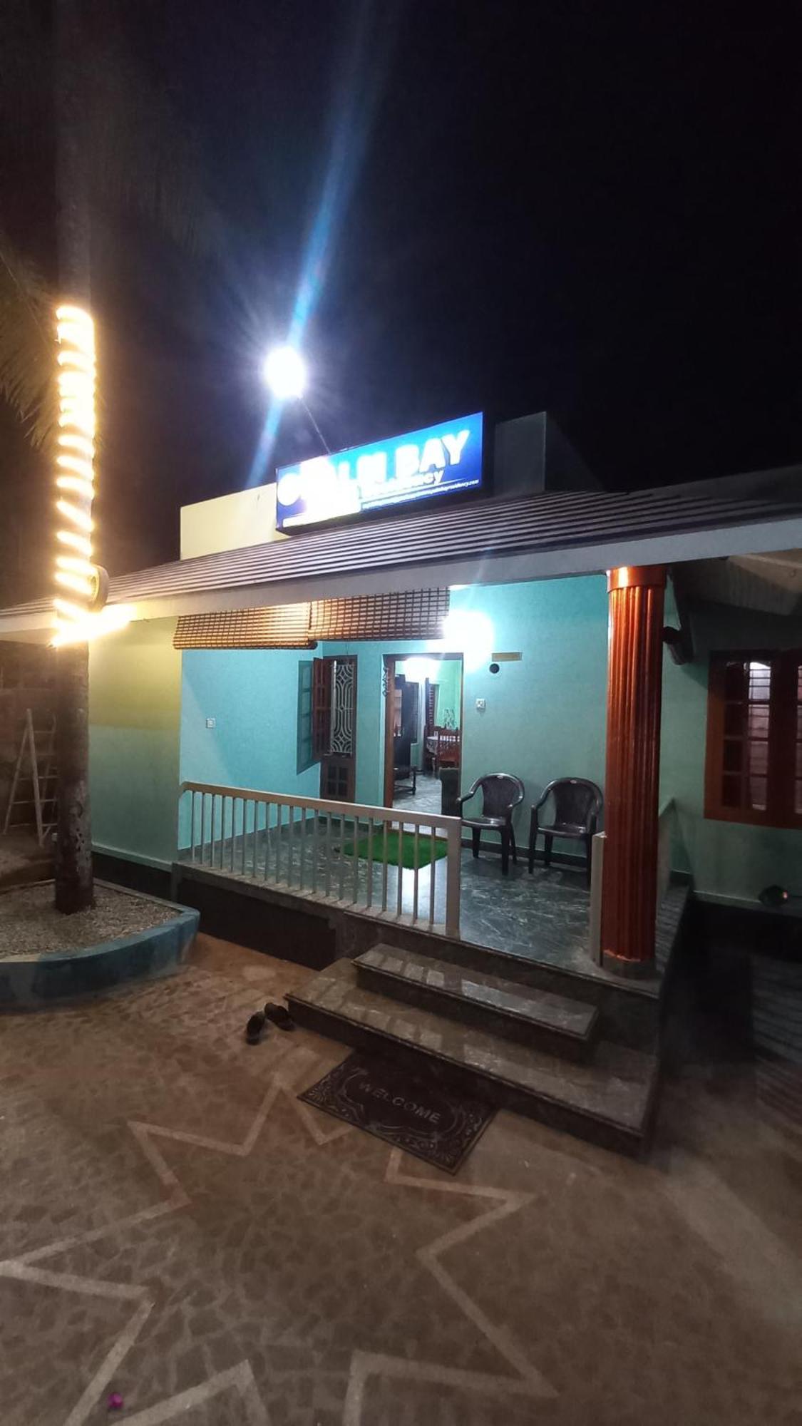 The Palm Bay Beach Residency Varkala Esterno foto